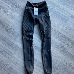 NWT Nike Epic Luxe Running Dri-Fit Black Leggings